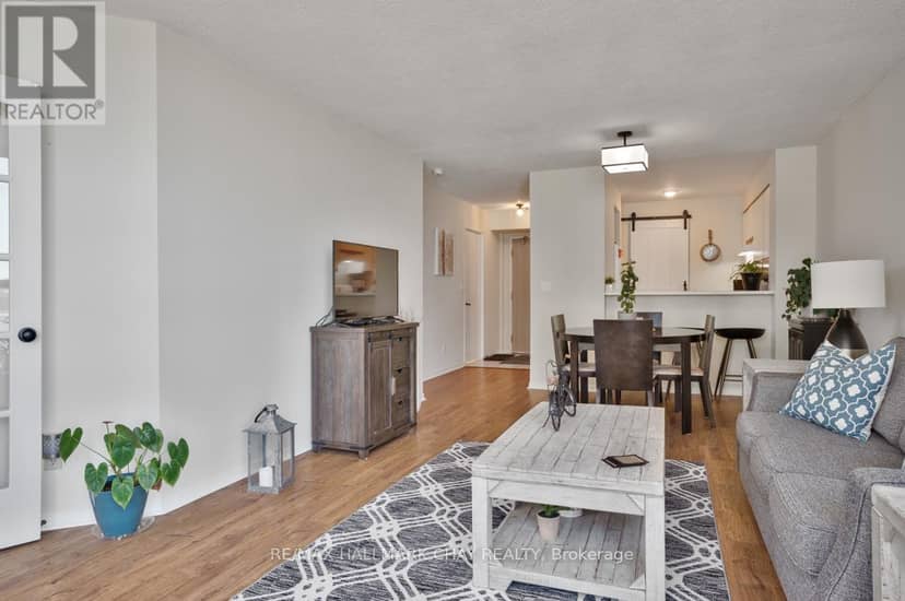 1104 - 150 Dunlop Street E — photo 10 of 28