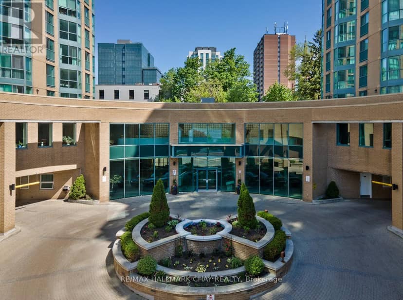 1104 - 150 Dunlop Street E — photo 3 of 28
