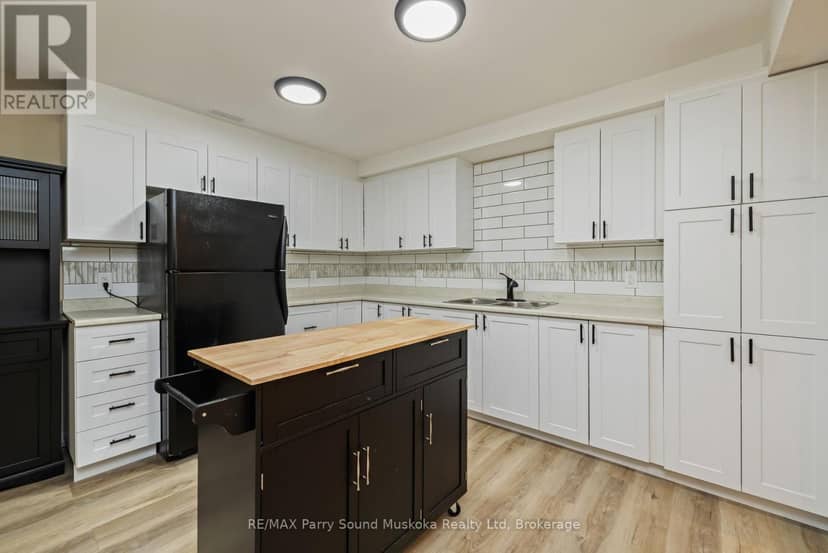 270 Nobel Road — photo 35 of 40