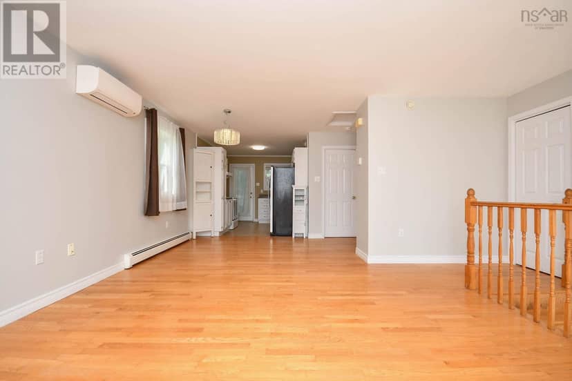 17 FURY Drive — photo 11 of 40
