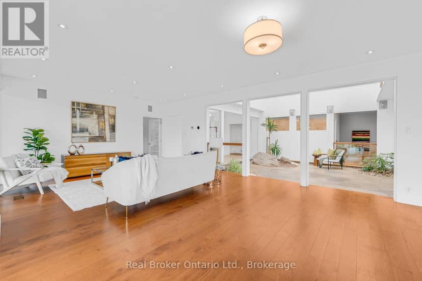 7295 Bell School Line, Milton, photo 8