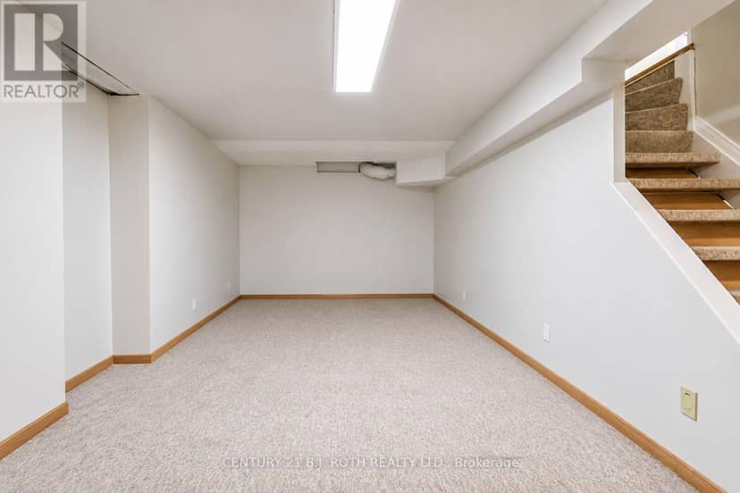77 Pepler Place — photo 37 of 40