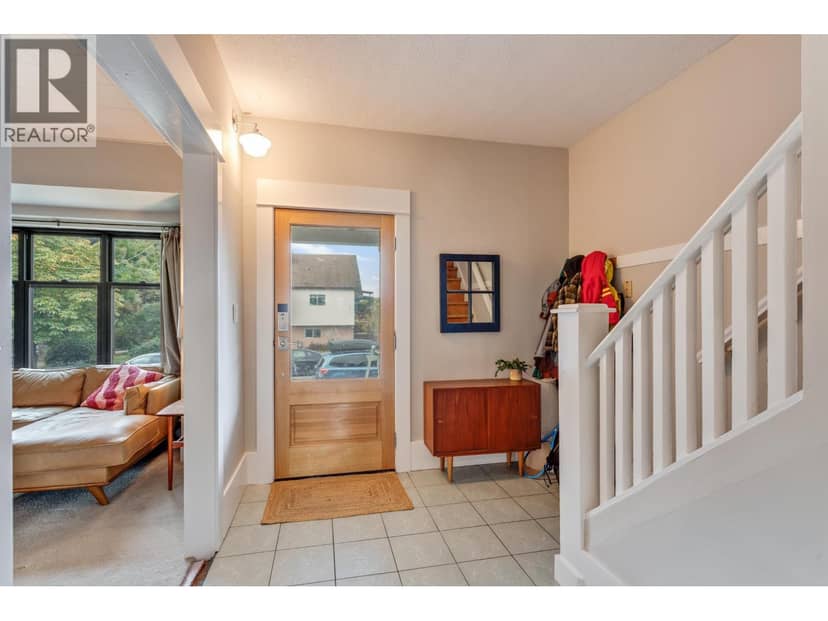 1444 LAKEWOOD DRIVE, Vancouver, photo 2