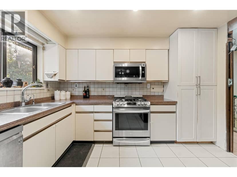 3278 COY AVENUE, Coquitlam