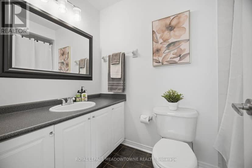7 Secord Crescent — photo 30 of 35