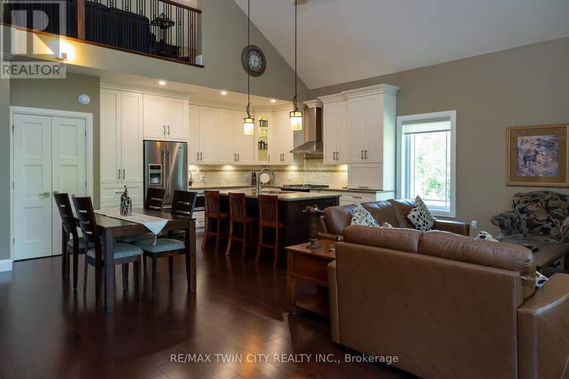 159 St. Michaels Street — photo 12 of 24
