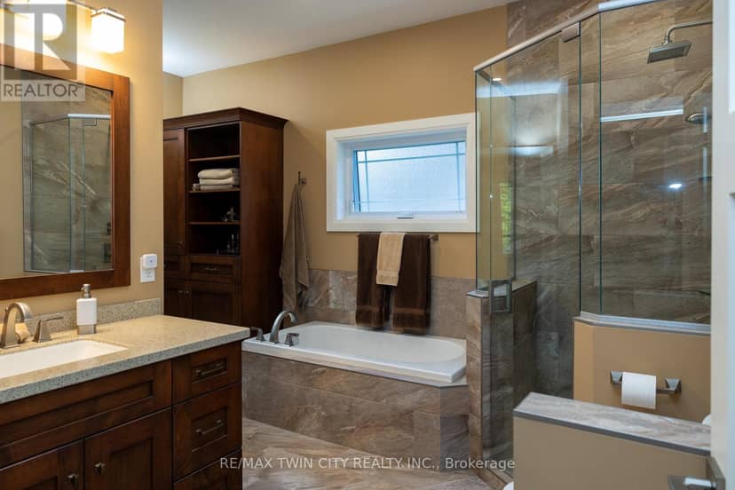 159 St. Michaels Street — photo 15 of 24