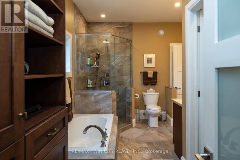 159 St. Michaels Street — photo 16 of 24