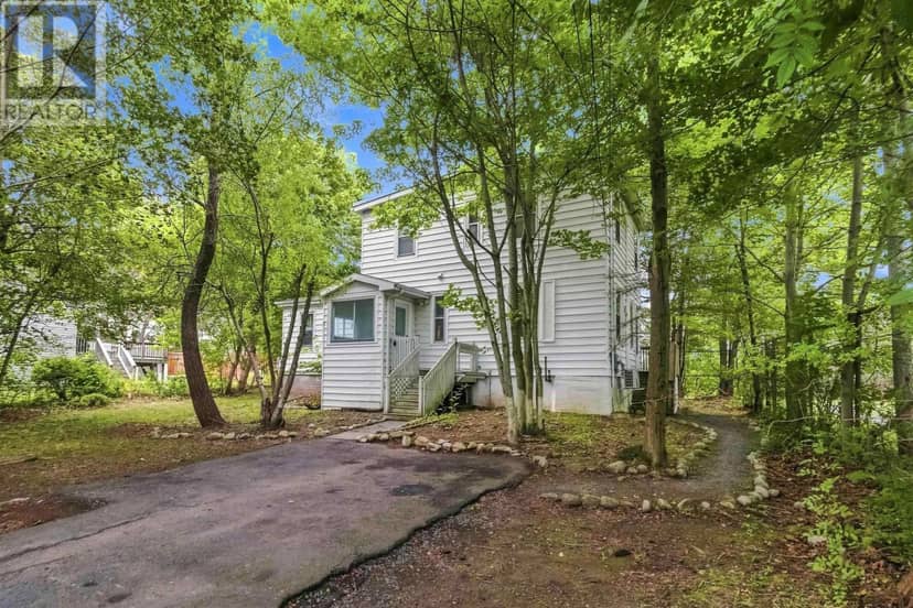 8 Franklyn Street — photo 2 of 32