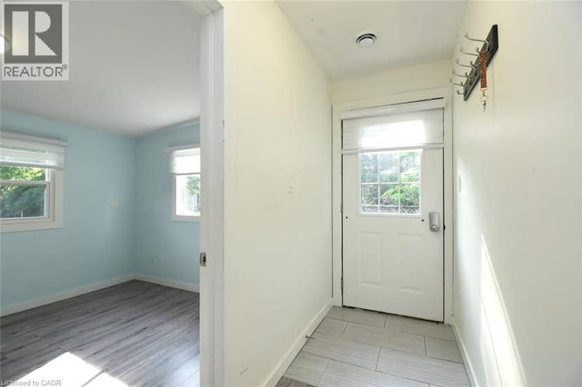 10 GRAHAM Street — photo 20 of 27