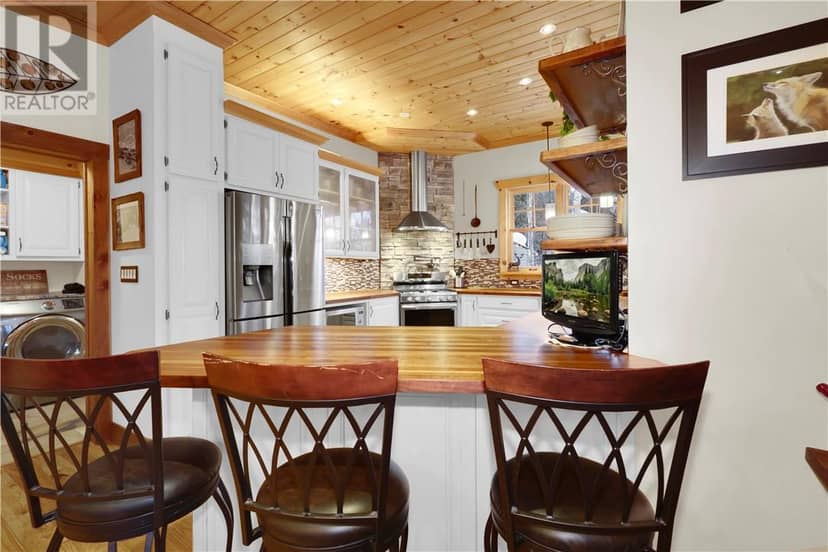28 BEAVER POND Road — photo 25 of 40