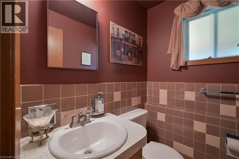 99 LORRAINE Avenue — photo 23 of 40
