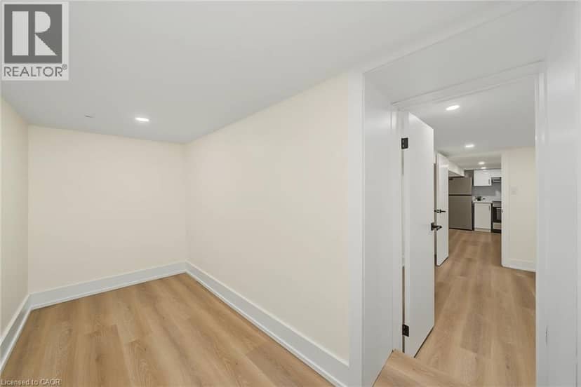 234 BALMORAL Avenue S — photo 31 of 37