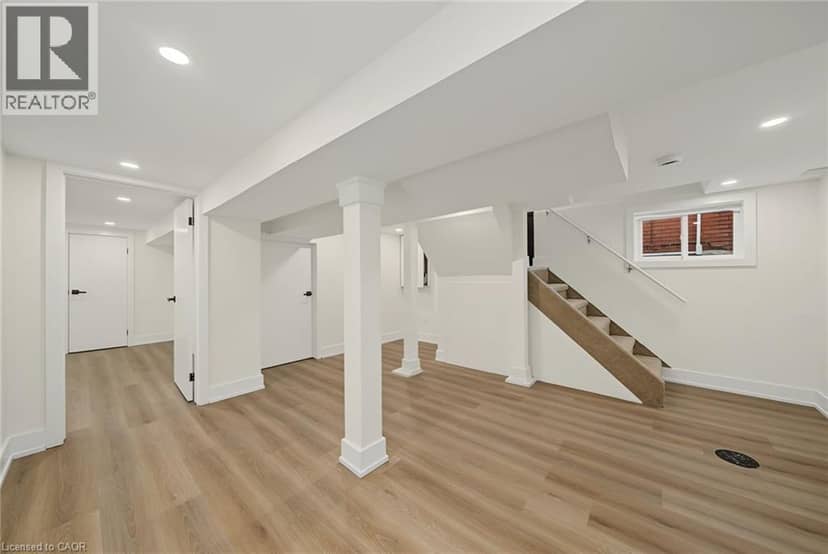 234 BALMORAL Avenue S — photo 27 of 37