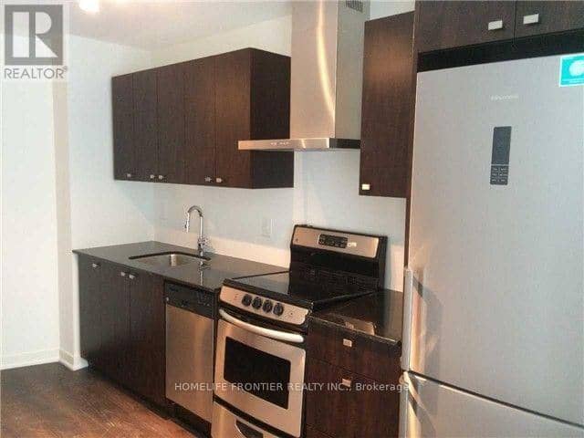 1601 - 51 East Liberty Street — photo 9 of 15