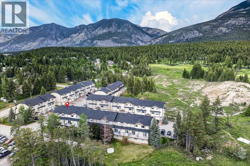 200 BLACK FOREST Trail Unit# 711, Invermere