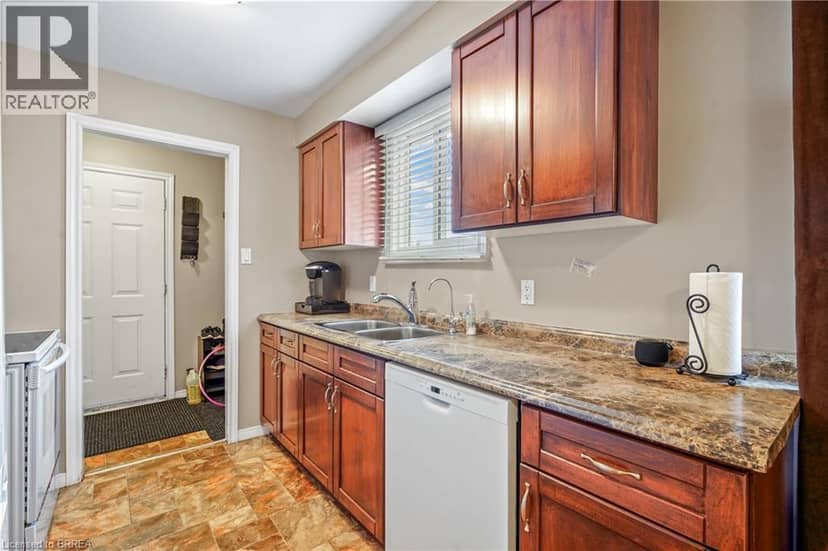 23 PALOMINO Drive — photo 12 of 40