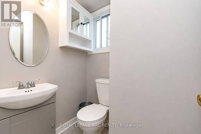 8 - 161 Berkindale Drive, Hamilton, photo 3