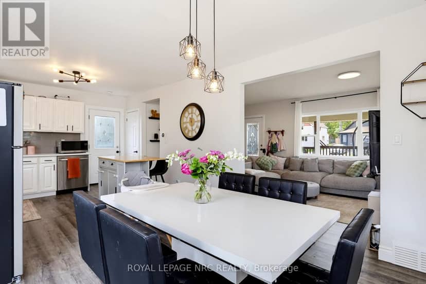 346 Brock Street — photo 15 of 33