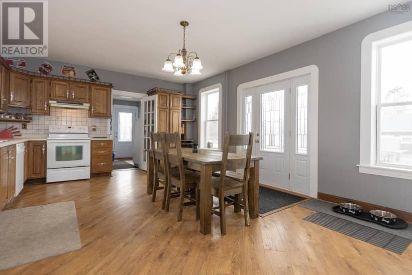 85 Church Street — photo 14 of 40