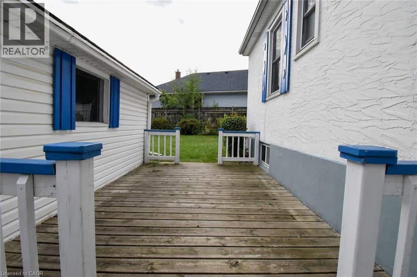 272 CARLTON Street — photo 20 of 27