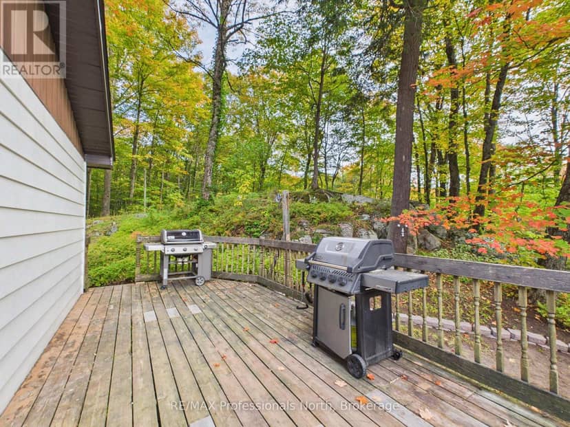 4226 Aspdin Road — photo 32 of 40