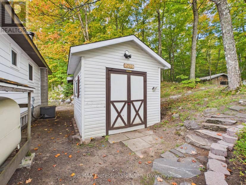 4226 Aspdin Road — photo 35 of 40
