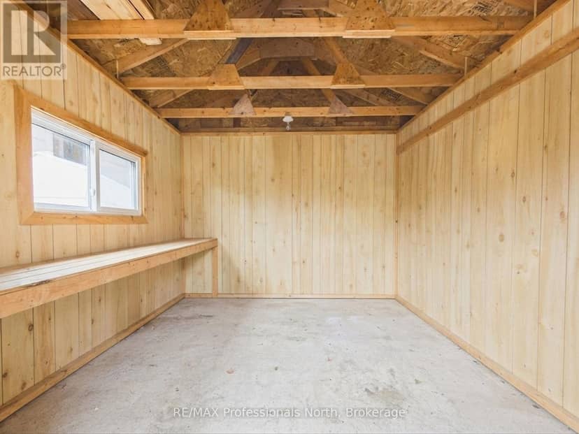 4226 Aspdin Road — photo 36 of 40