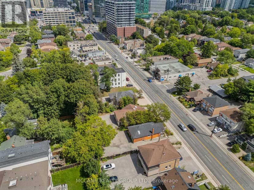 110-112 Sheppard Avenue W — photo 18 of 30