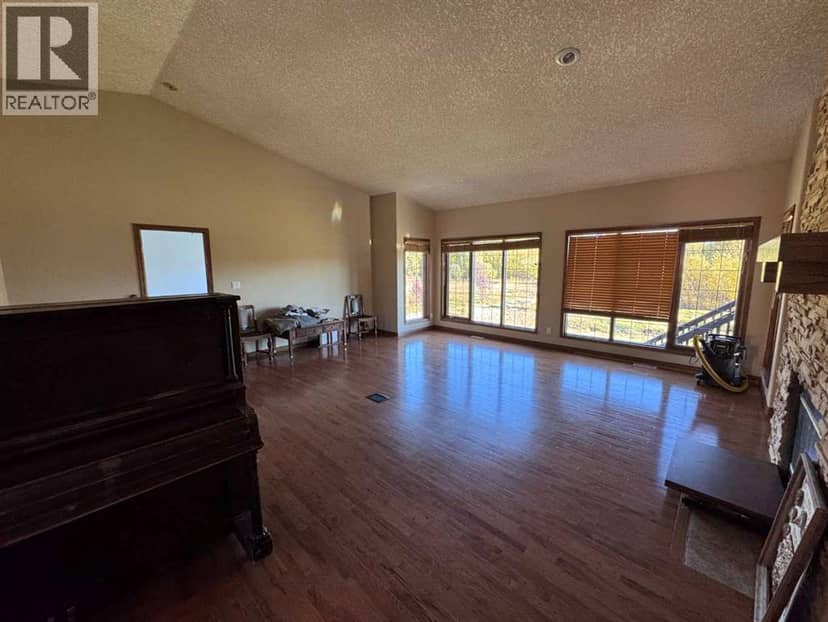 710070 Range Road 65 — photo 17 of 33