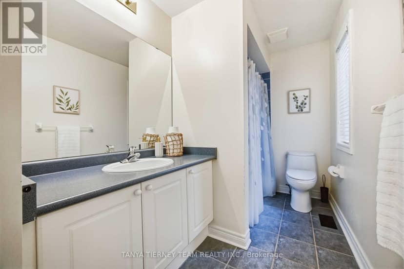 17 Cody Avenue — photo 30 of 40