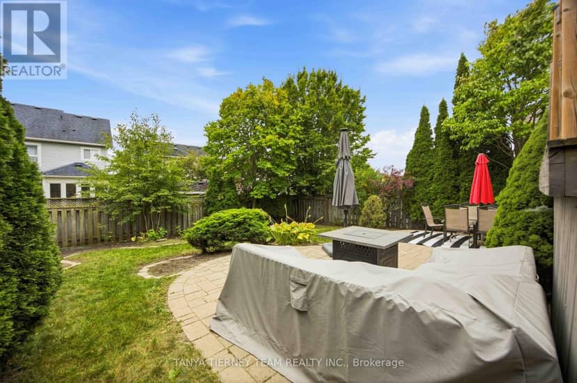 17 Cody Avenue — photo 40 of 40