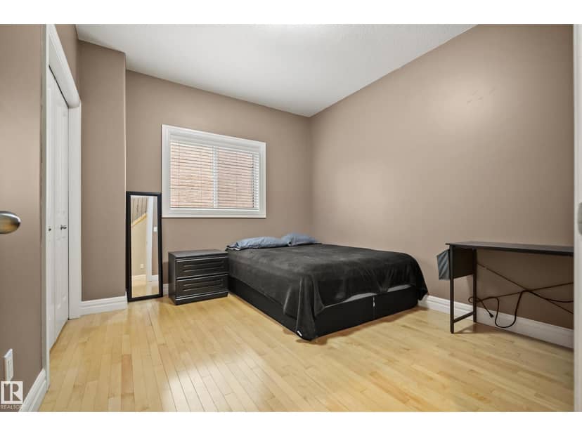 5403 60 ST — photo 20 of 40