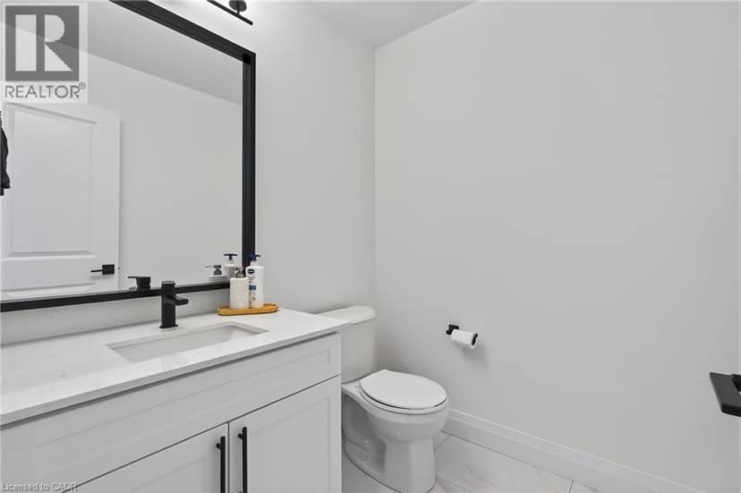 209 JEFFREY Place — photo 9 of 40