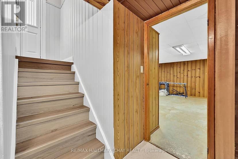 135 Peter Street — photo 33 of 40