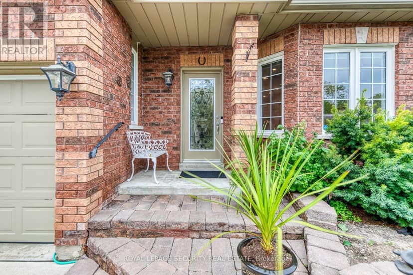 25 Pinecliff Crescent, Barrie, photo 3