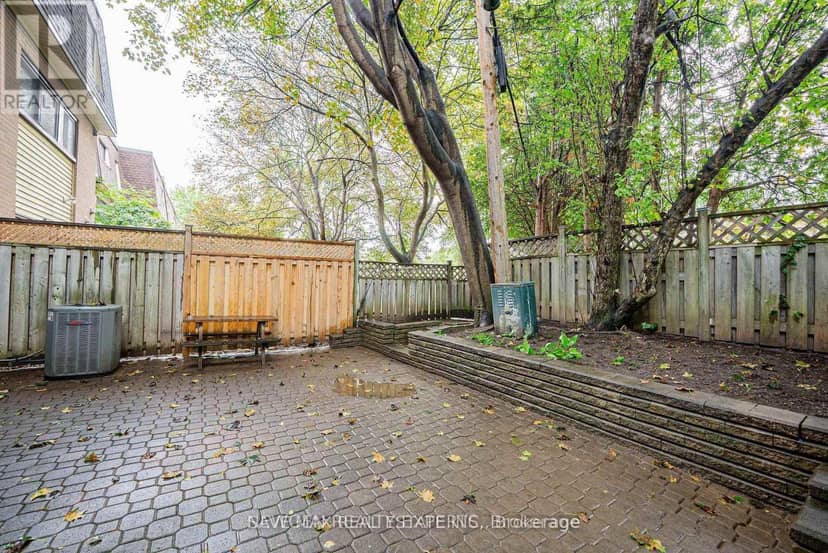 56 - 46 Dearbourne Boulevard — photo 34 of 36