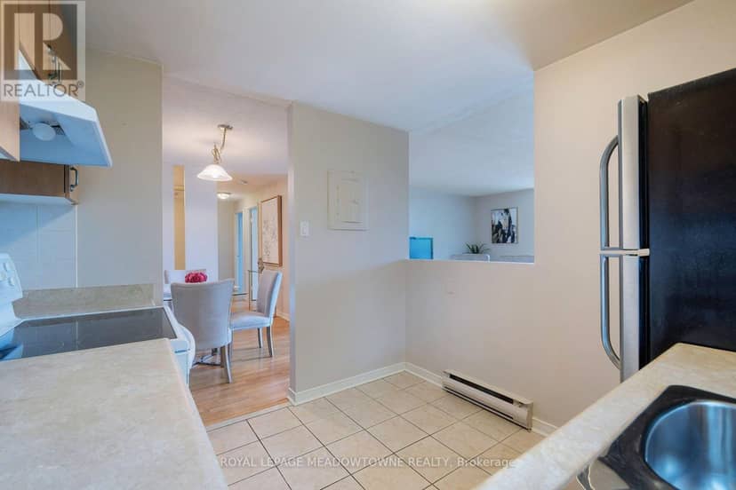 206 - 6720 Glen Erin Drive — photo 14 of 40