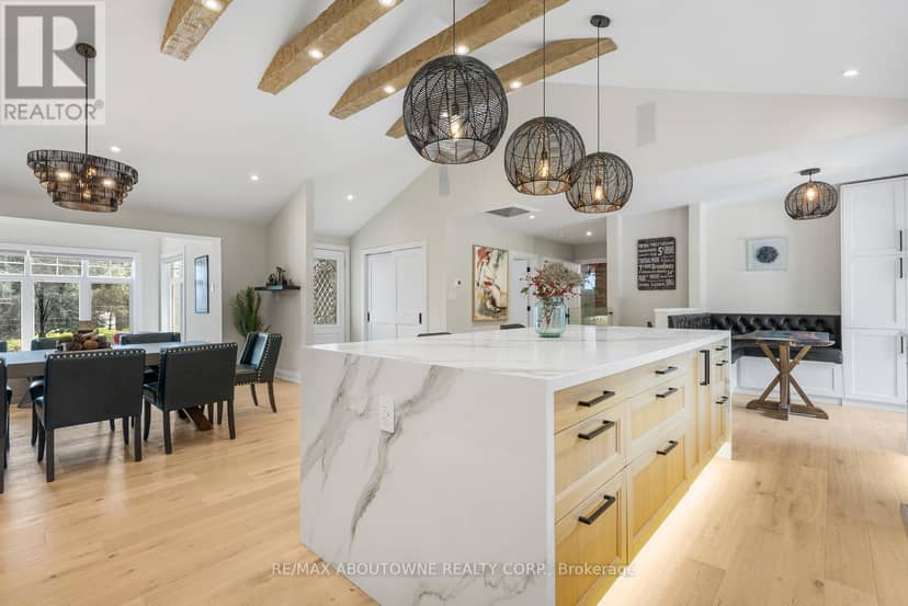 293 North Shore Boulevard E, Burlington, photo 7