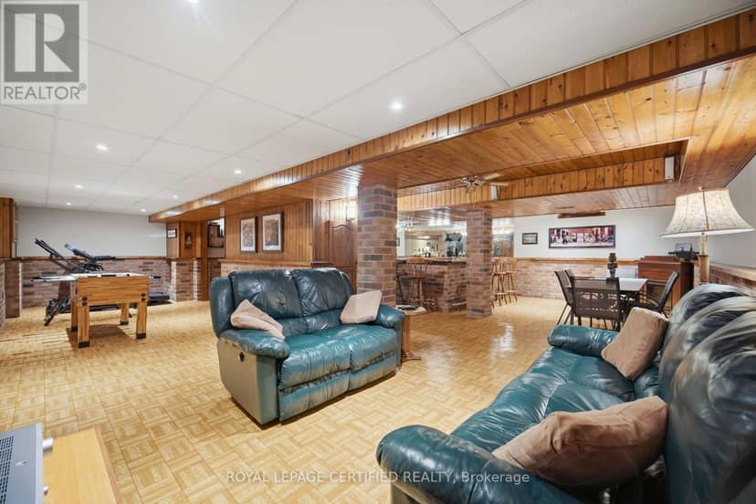 8 Wishart Place — photo 35 of 40