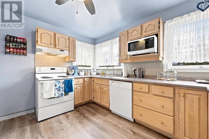 541 A Herring Cove Road — photo 14 of 39