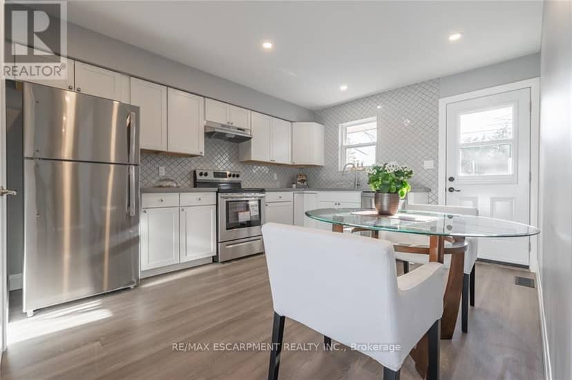 58 Sandalwood Avenue — photo 9 of 40
