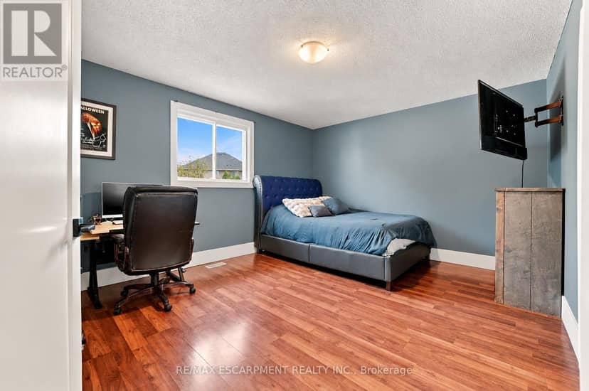 776 Acadia Drive — photo 12 of 24