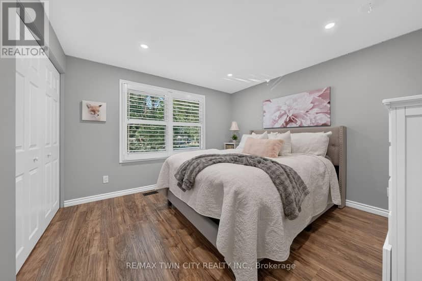 13 Southwick Place — photo 30 of 40