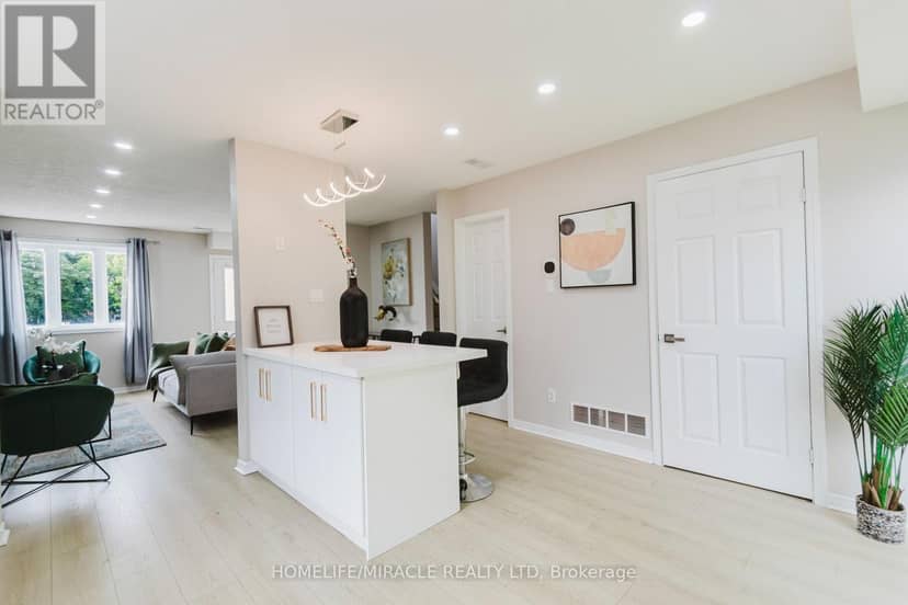 67 Kinzie Avenue — photo 15 of 40