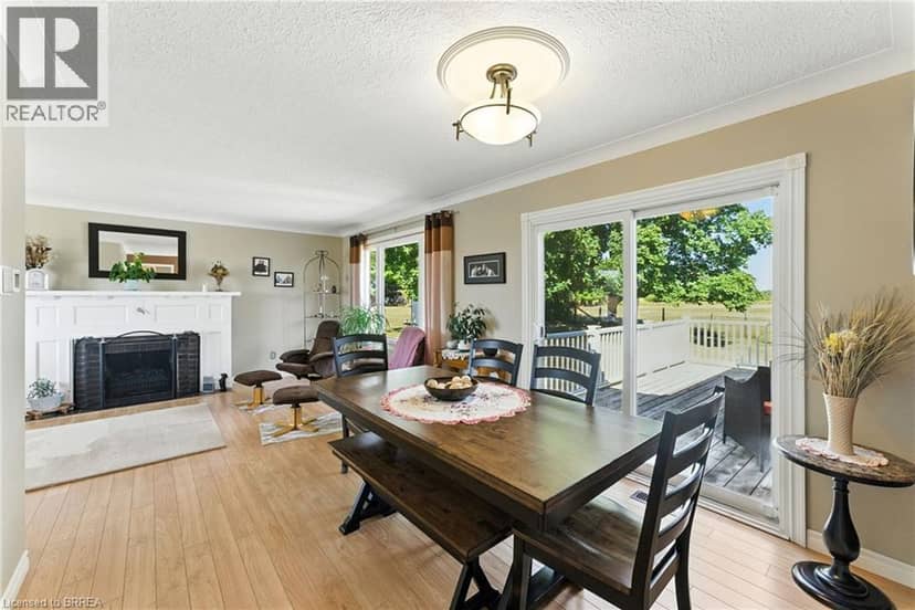207 ROBINSON Road — photo 7 of 25