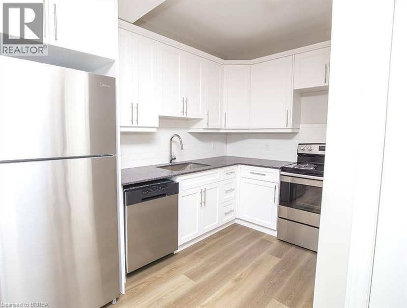 355 WELLINGTON Street, Brantford, photo 8