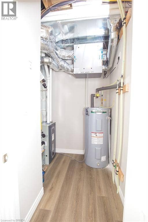 355 WELLINGTON Street — photo 27 of 40