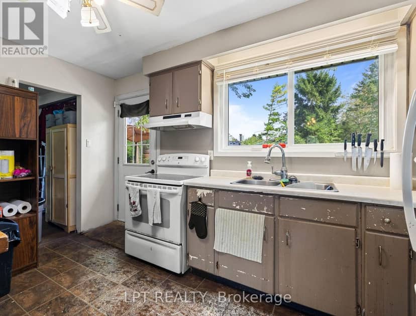 65 George Road — photo 13 of 40