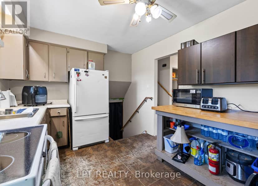65 George Road — photo 14 of 40